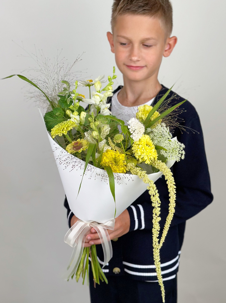 БУКЕТ ИЗ ФЕРМЕРСКИХ ЦВЕТОВ С КОСМЕЕЙ И АМАРАНТОМ БУКЕТ ИЗ ФЕРМЕРСКИХ ЦВЕТОВ С КОСМЕЕЙ И АМАРАНТОМ